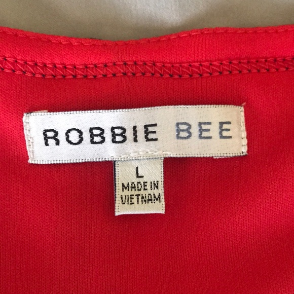 Flirty, Stretchy Dress! Beautiful On! - Picture 3 of 6